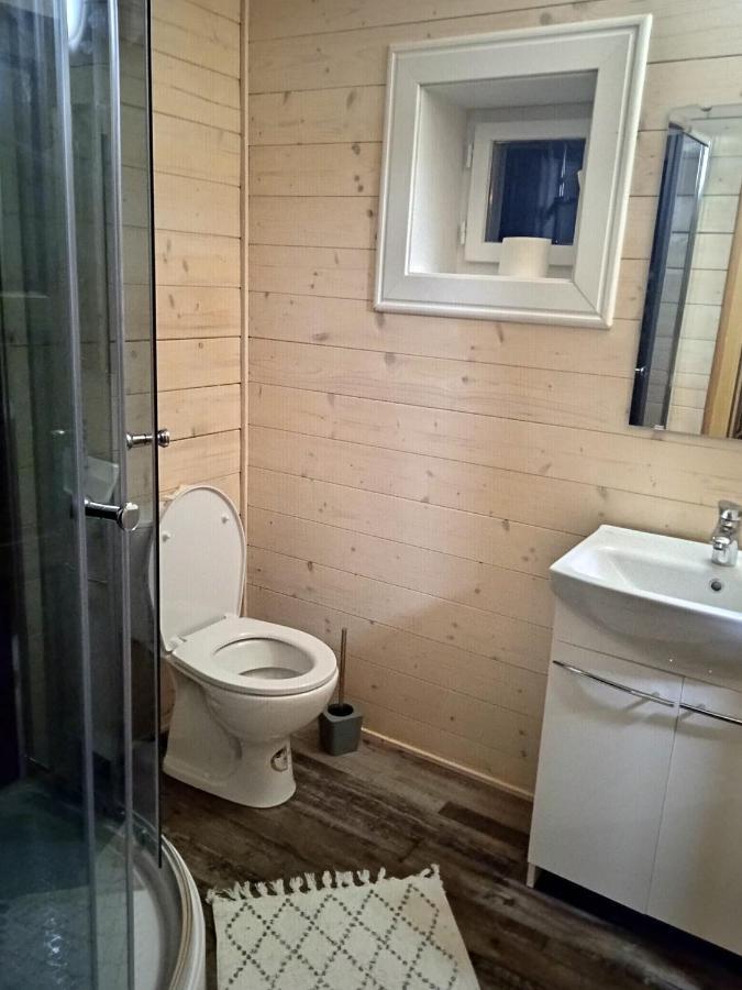 Chata Adam je pre rodiny s deťmi terasa, detské ihrisko Liptovský Mikuláš Exteriör bild
